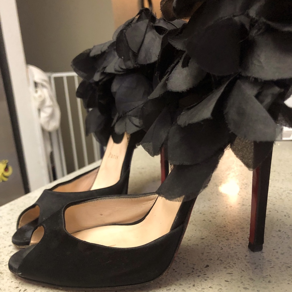 Christian Louboutin Carnival 120mm satin sz 38.5